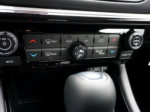 New 2026 Jeep Compass Limited image 14