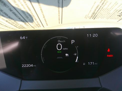 Used 2024 Toyota Prius LE image 22