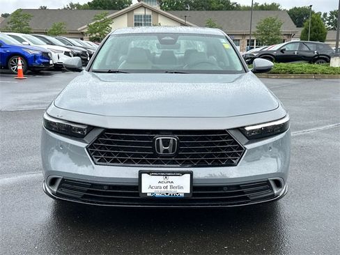 Used 2025 Honda Accord EX-L image 6