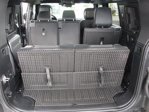 Used 2020 Land Rover Defender 110 X AWD/4WD image 27