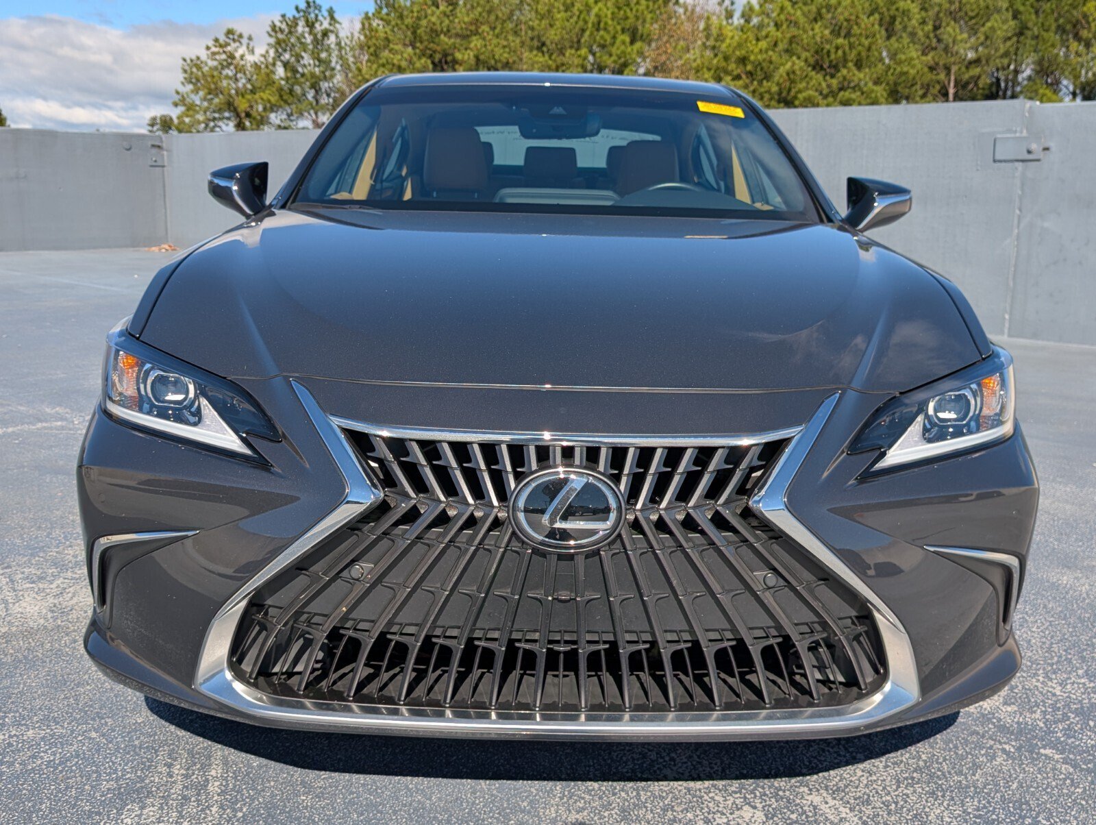 Used 2025 Lexus ES 350 w/ Premium Package FWD image 8