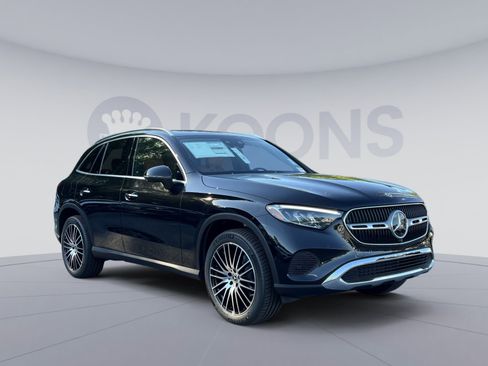 New 2026 Mercedes-Benz GLC 300 4MATIC image 2