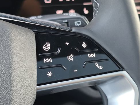 New 2025 Audi Q5 Prestige image 17