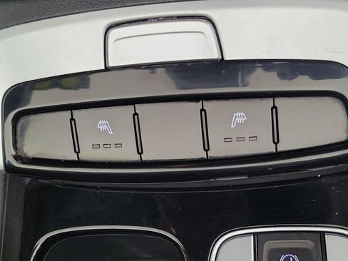 Used 2022 Hyundai Santa Cruz SEL FWD image 29