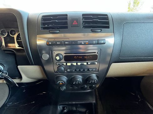 Used 2006 HUMMER H3 AWD/4WD image 16