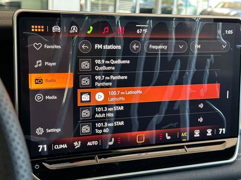 New 2026 Volkswagen Tiguan SE R-Line AWD/4WD image 17