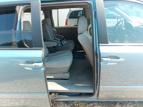 Used 2006 Kia Sedona FWD image 26