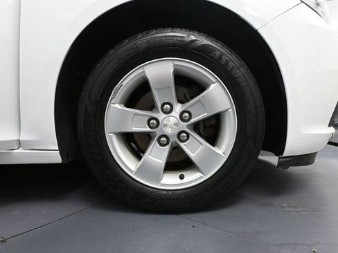 Used 2013 Chevrolet Malibu LS FWD image 14