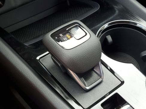 New 2026 Nissan Rogue SV AWD/4WD image 32