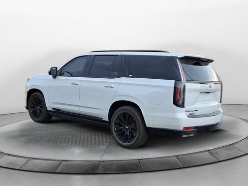 Used 2024 Cadillac Escalade Sport Platinum w/ LPO, ONYX Package AWD/4WD image 5