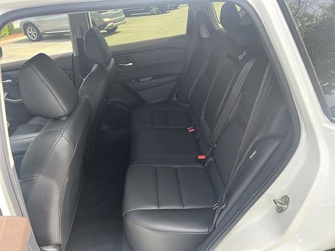 Used 2023 Nissan Rogue SV w/ SV Premium B Package image 14