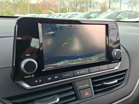 Used 2023 Nissan Altima 2.5 S FWD image 26