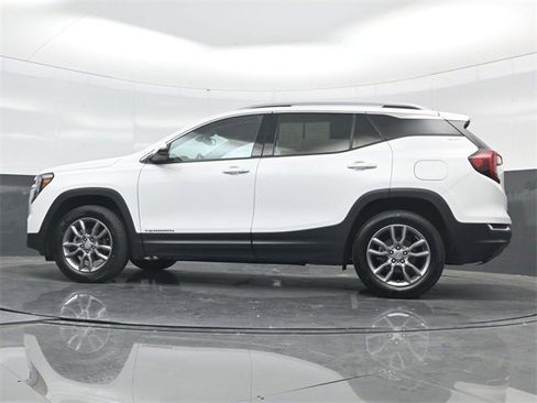 Used 2024 GMC Terrain SLT image 53