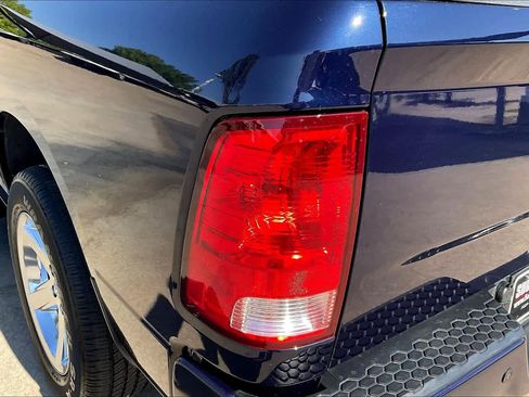 Used 2012 RAM 1500 Sport w/ Sport Premium Group image 27