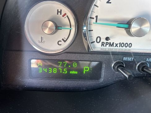 Used 2003 Ford Thunderbird RWD image 15