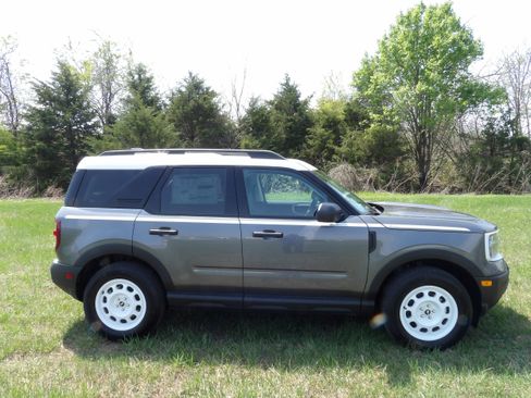 New 2025 Ford Bronco Sport Heritage image 5