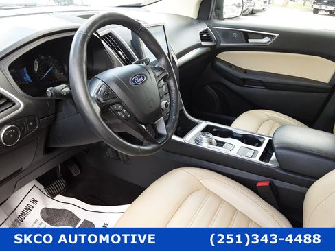 Used 2022 Ford Edge SEL image 20