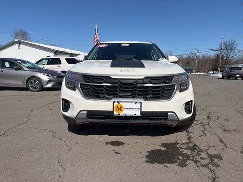 Used 2024 Kia Seltos LX image 8