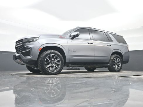 Used 2022 Chevrolet Tahoe Z71 w/ Z71 Off-Road Package AWD/4WD image 26