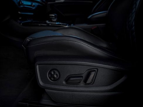 Certified 2024 Audi SQ5 Premium Plus w/ Premium Plus Package image 22