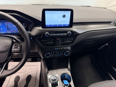 New 2026 Ford Escape Active w/ Cold Weather Package image 4