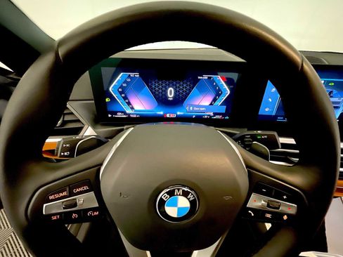 Used 2023 BMW 330i xDrive Sedan w/ Convenience Package AWD/4WD image 7