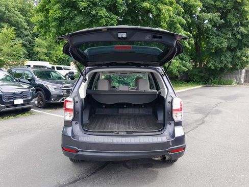 Used 2018 Subaru Forester 2.5i Premium AWD/4WD image 32