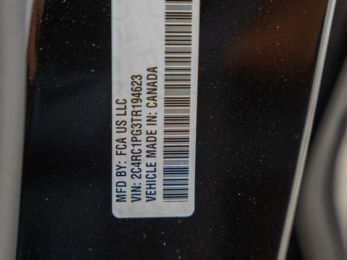 New 2026 Chrysler Pacifica Pinnacle image 40