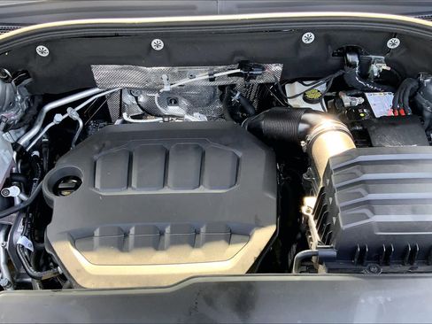 Used 2026 Volkswagen Atlas SE FWD image 32