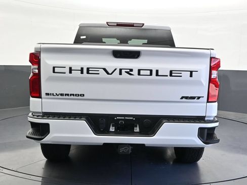 Used 2026 Chevrolet Silverado 1500 RST w/ RST Select Package AWD/4WD image 4