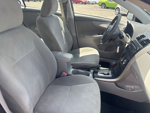 Used 2010 Toyota Corolla LE w/ All Weather Guard Pkg FWD image 28