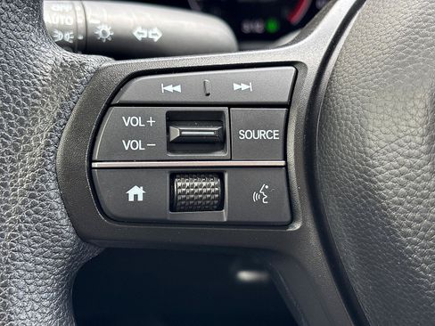 Certified 2025 Honda CR-V LX image 27