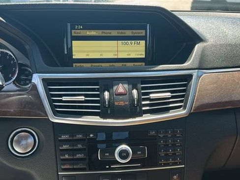 Used 2011 Mercedes-Benz E 350 Sedan image 20
