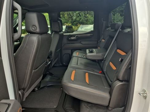 Certified 2025 GMC Sierra 1500 AT4 AWD/4WD image 26