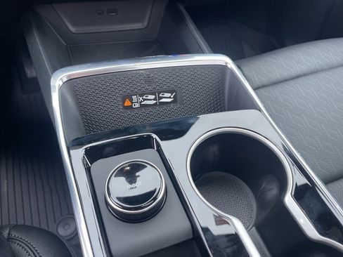 New 2026 Chevrolet Equinox LT w/ Convenience Package II image 29