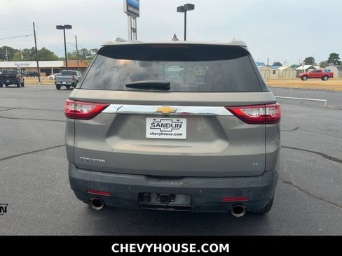 Used 2018 Chevrolet Traverse LT FWD image 8