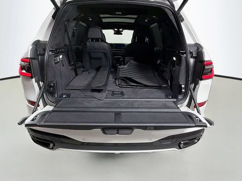 Used 2025 BMW X7 xDrive40i w/ Executive Package AWD/4WD image 27