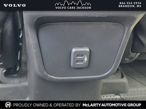 Used 2022 Chevrolet Equinox LS w/ LPO, Floor Liner Package FWD image 19