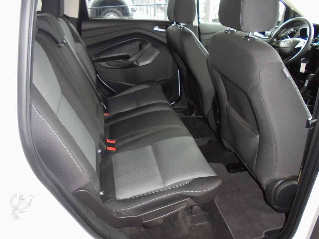 Used 2017 Ford Escape SE AWD/4WD image 10