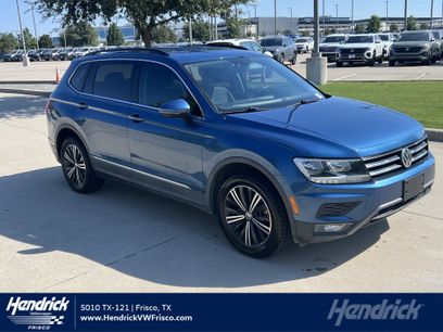 Used 2018 Volkswagen Tiguan SE w/ 18" Alloy Wheels Package