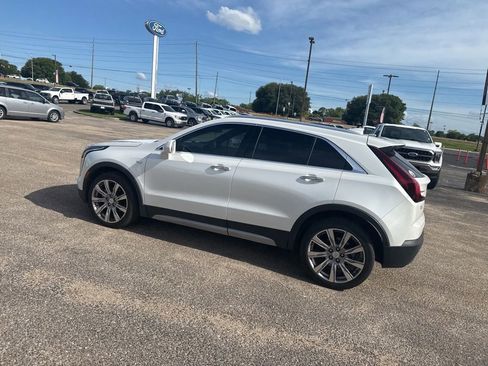 Used 2019 Cadillac XT4 Premium Luxury w/ Driver Assist Package FWD image 11