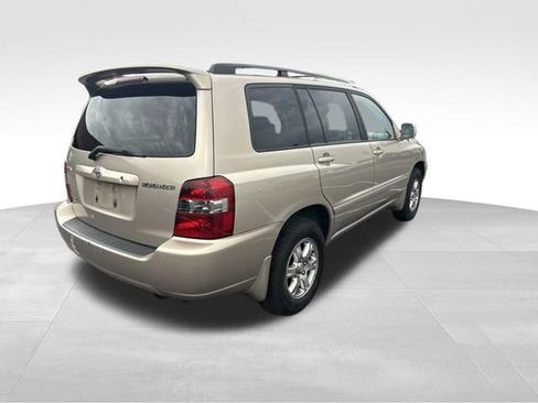 Used 2007 Toyota Highlander 4WD V6 w/ Extra Value Pkg #6 image 4