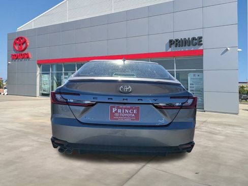 New 2026 Toyota Camry SE image 5