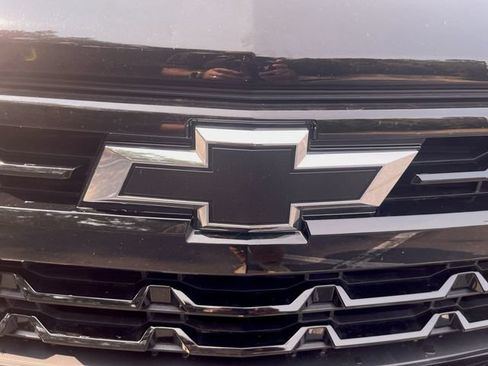 Used 2022 Chevrolet Silverado 1500 RST AWD/4WD image 30