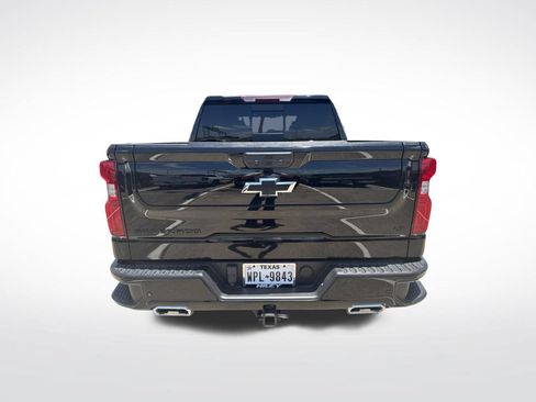 Used 2024 Chevrolet Silverado 1500 LT Trail Boss w/ LT Trail Boss Premium Package AWD/4WD image 4