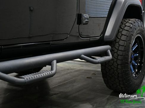 Used 2024 Jeep Wrangler Unlimited Sport AWD/4WD image 8