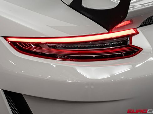 Used 2019 Porsche 911 GT3 RS image 21