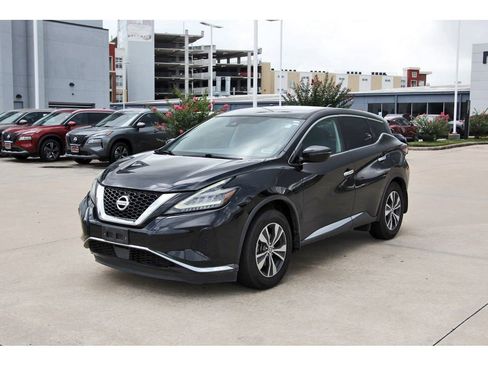 Used 2020 Nissan Murano S w/ Technology Package FWD image 3