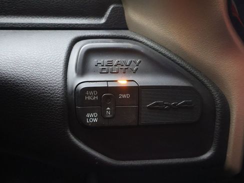 Used 2024 RAM 2500 Laramie w/ Safety Group AWD/4WD image 27