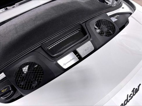 Used 2019 Porsche 911 Speedster RWD image 35